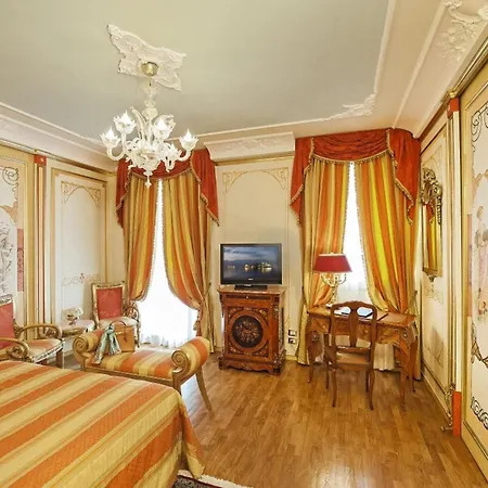 Regina Palace
