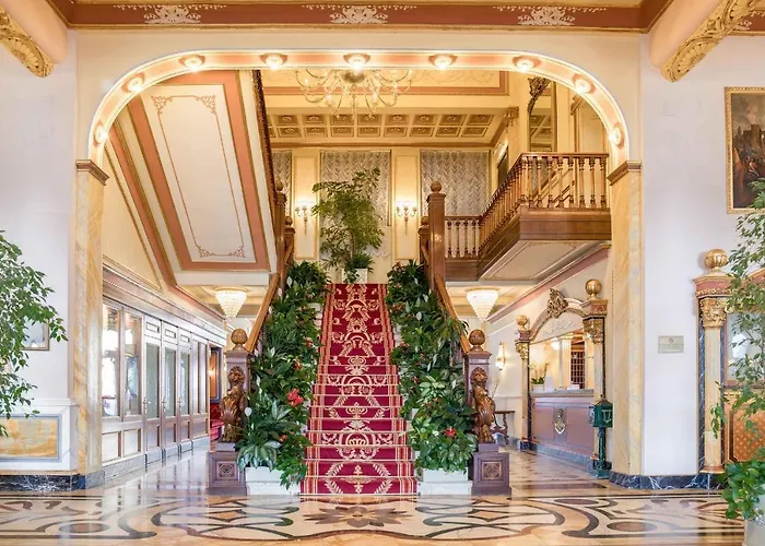 酒店 蕾佳娜皇宫酒店