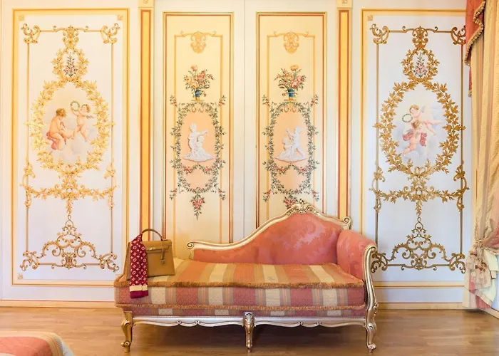 蕾佳娜皇宫酒店 4* 斯特雷萨