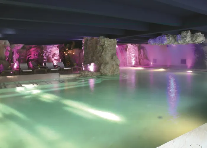 蕾佳娜皇宫酒店 酒店 斯特雷萨