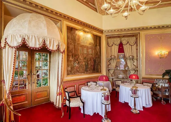 酒店 蕾佳娜皇宫酒店